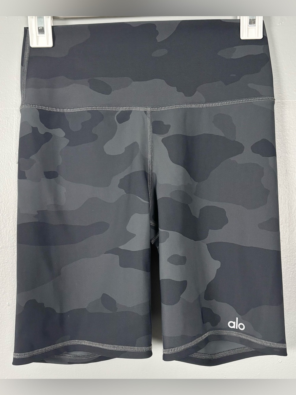 Alo Yoga Vapor Camo High Waist Bike Shorts
